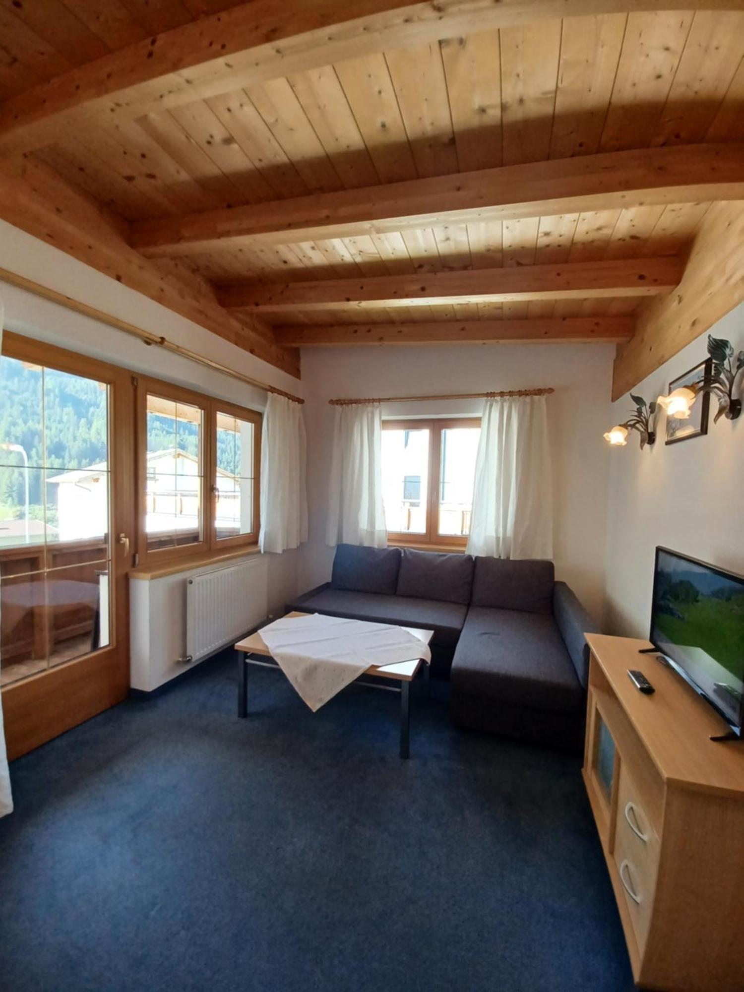 Ferienwohnung Gsoerhof St. Anton am Arlberg Zimmer foto
